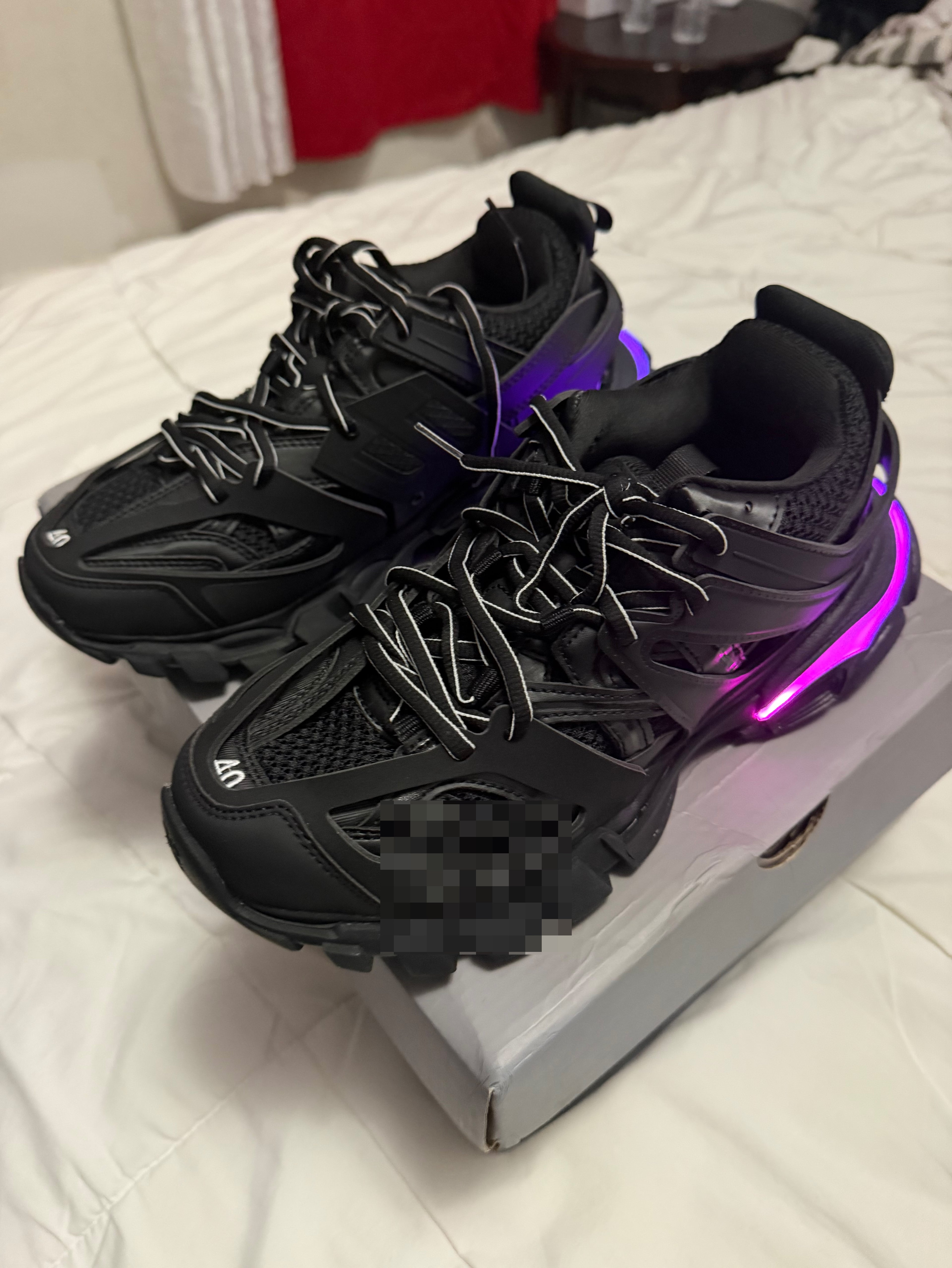 Phantom Black Runners